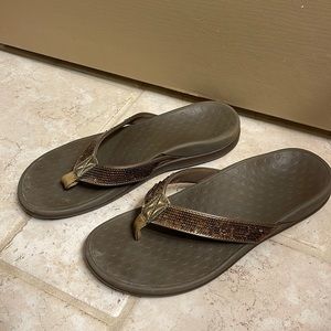Vionic Orthaheel Flip Flops Bronze Sequins